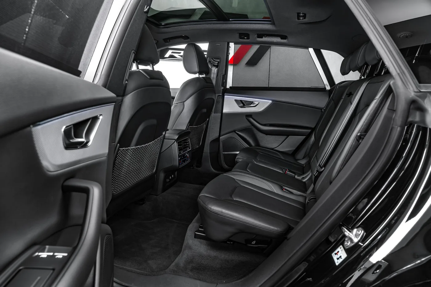2023 Audi Q8 50 TDI, quattro angeboten von einem Fachhändler in Ostrava, Tschechien, Foto 14 von 15