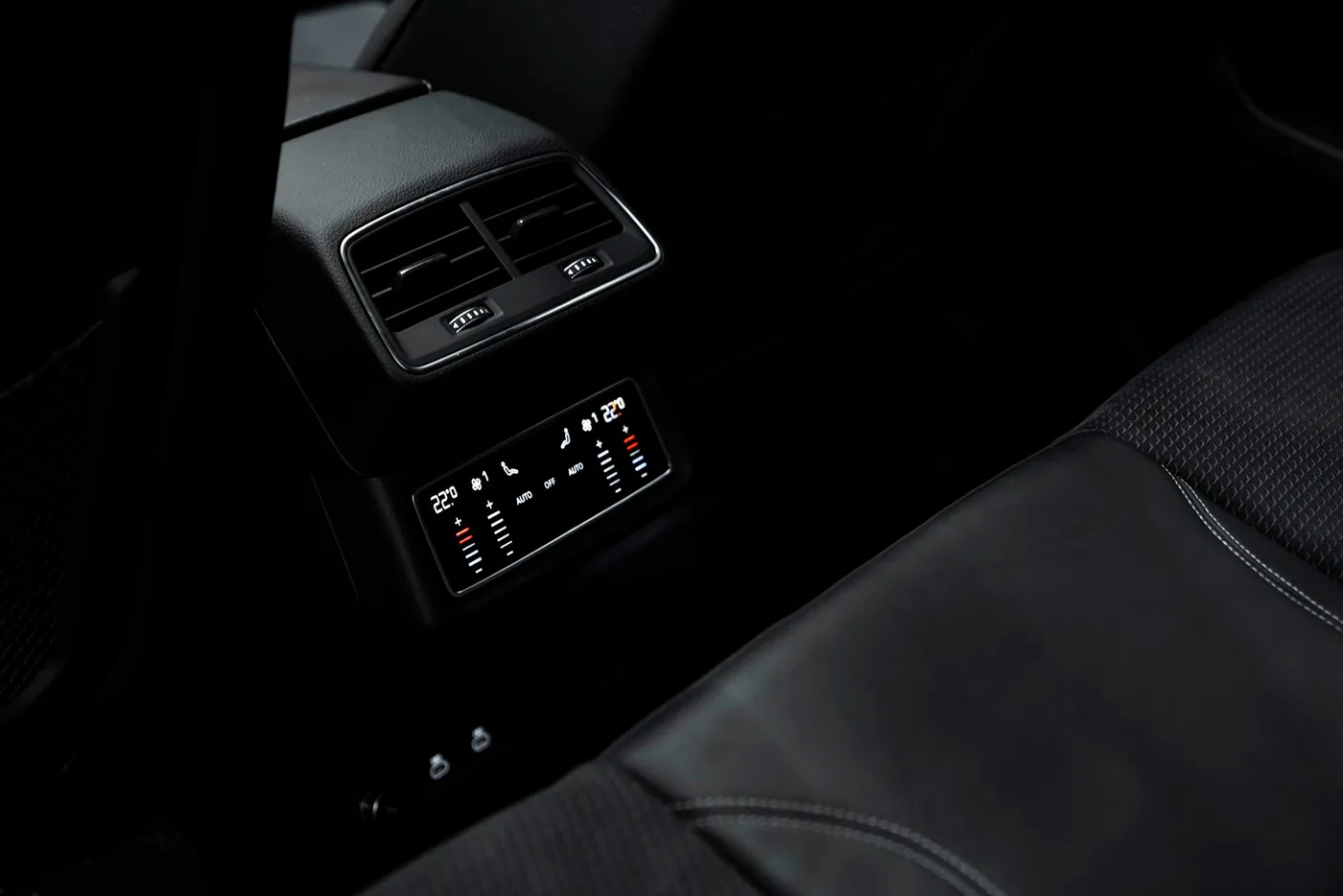 2023 Audi Q8 e-tron offered by a specialist dealer in Bratislava, Slovakia, photo 22 of 25