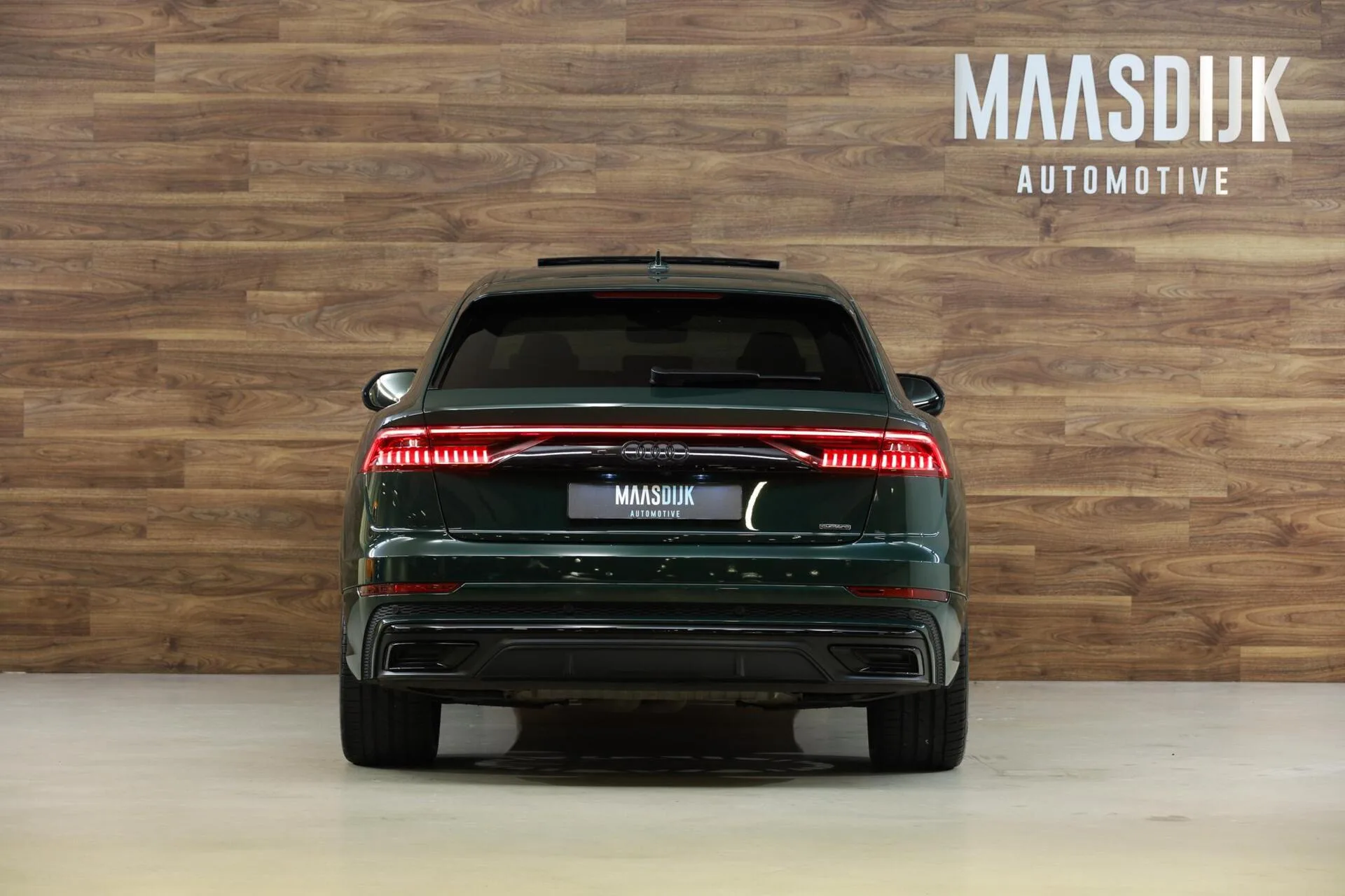 2023 Audi Q8 60 TFSI e quattro Competition, 8/30