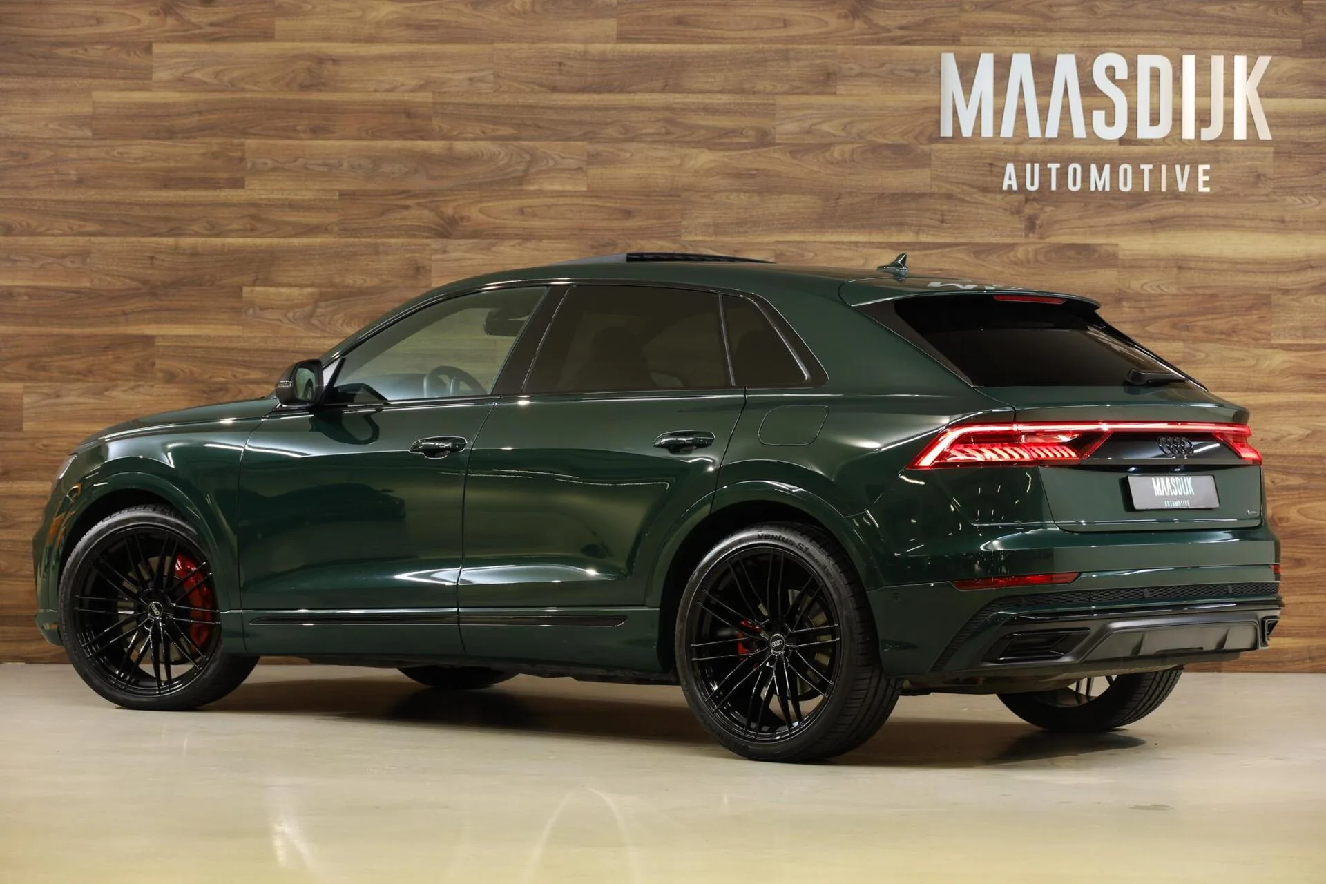 2023 Audi Q8 60 TFSI e quattro Competition, 11/30