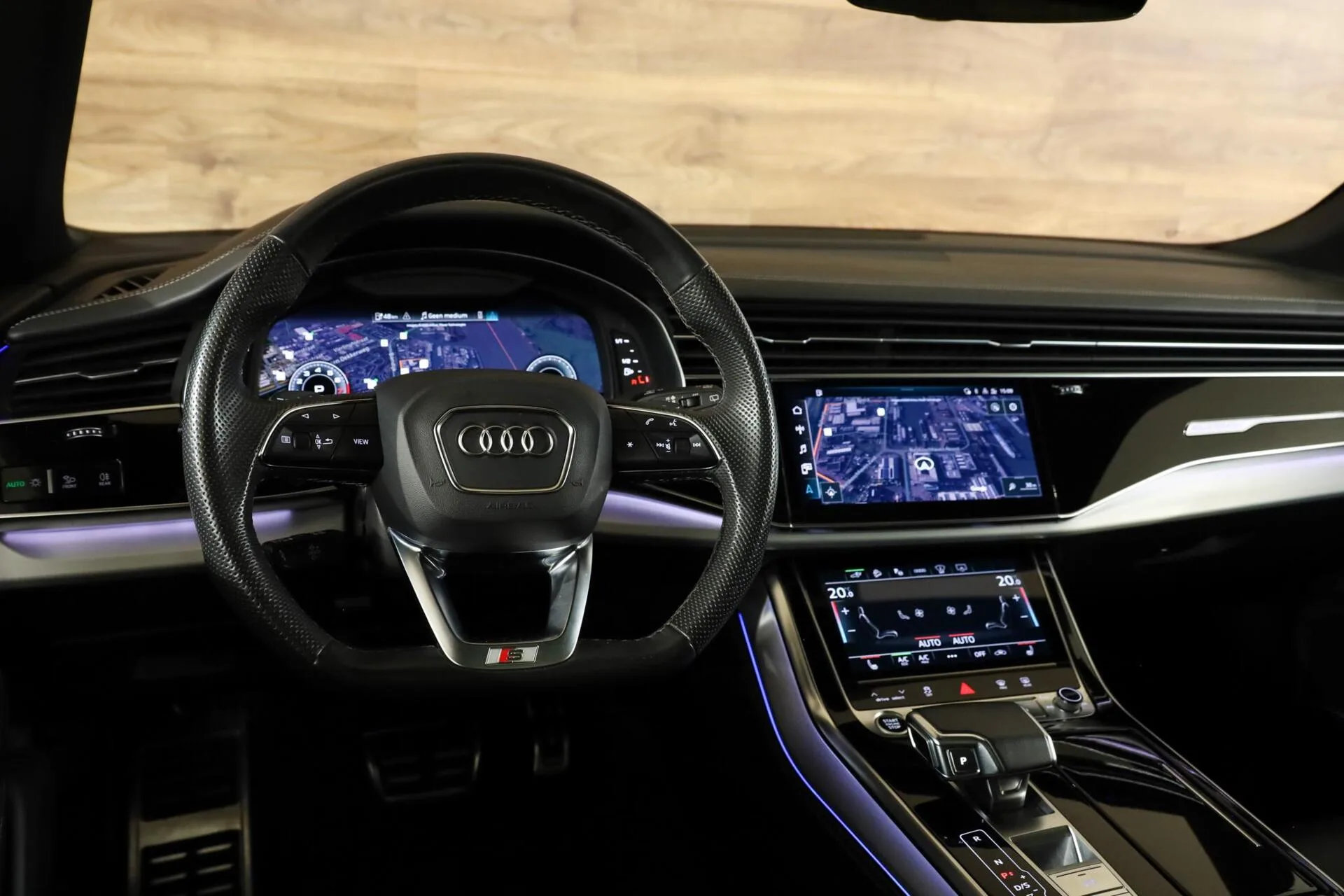 2023 Audi Q8 60 TFSI e quattro Competition, 23/30