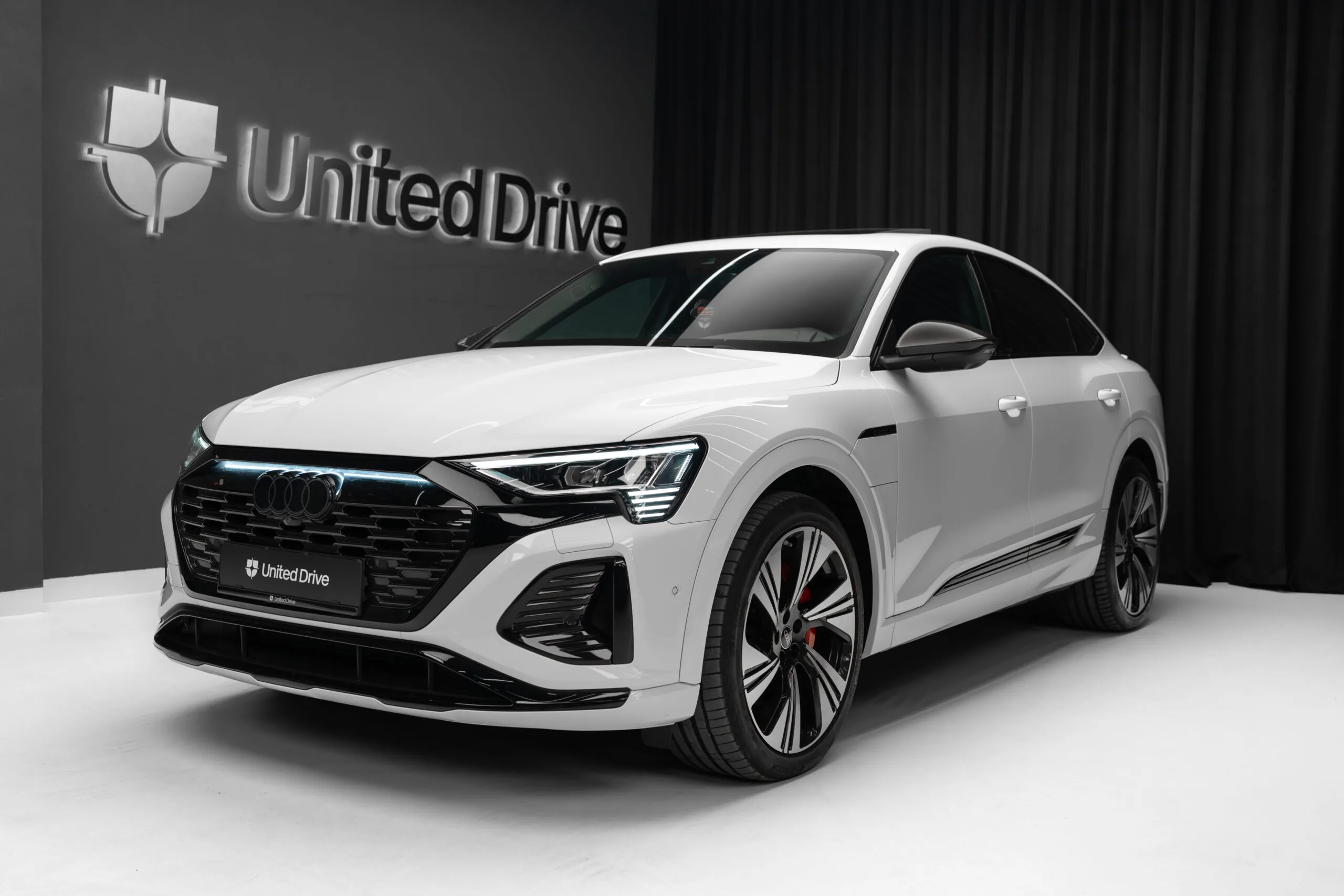 2023 Audi Q8 Sportback e-tron 55 quattro angeboten von einem Fachhändler in Voluntari, Rumänien, Hauptfoto