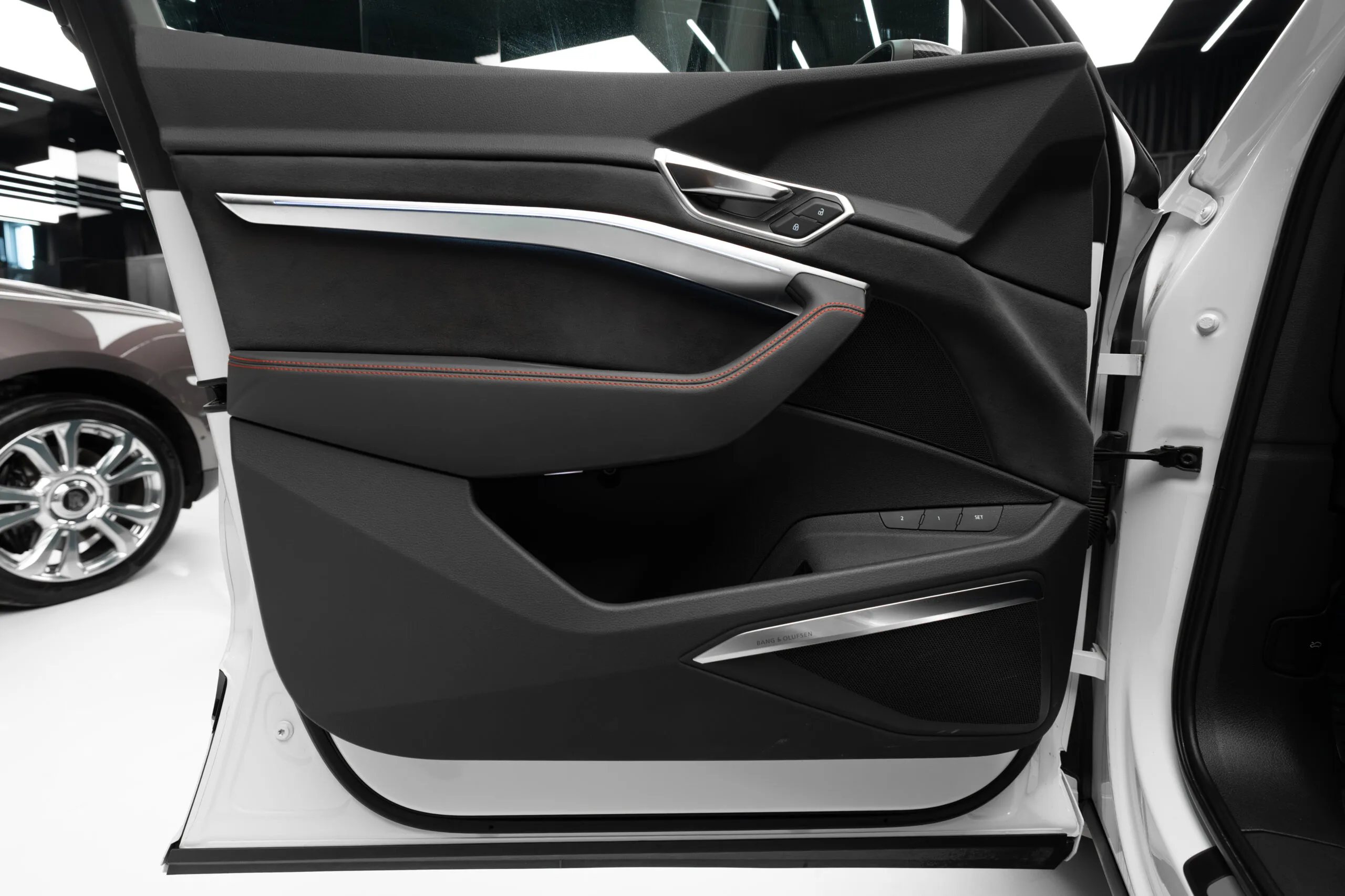 2023 Audi Q8 Sportback e-tron 55 quattro, 12/30