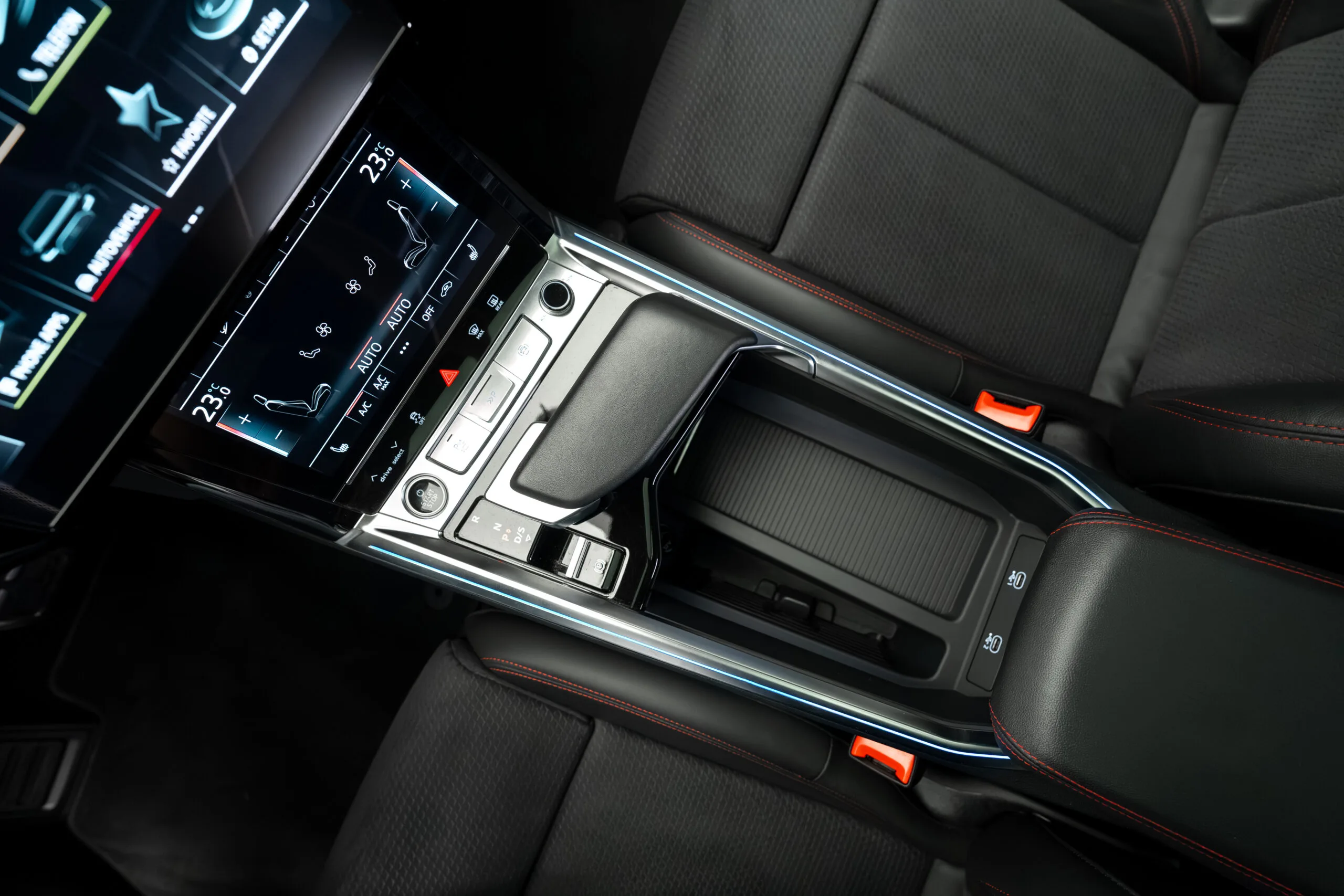 2023 Audi Q8 Sportback e-tron 55 quattro, 20/30
