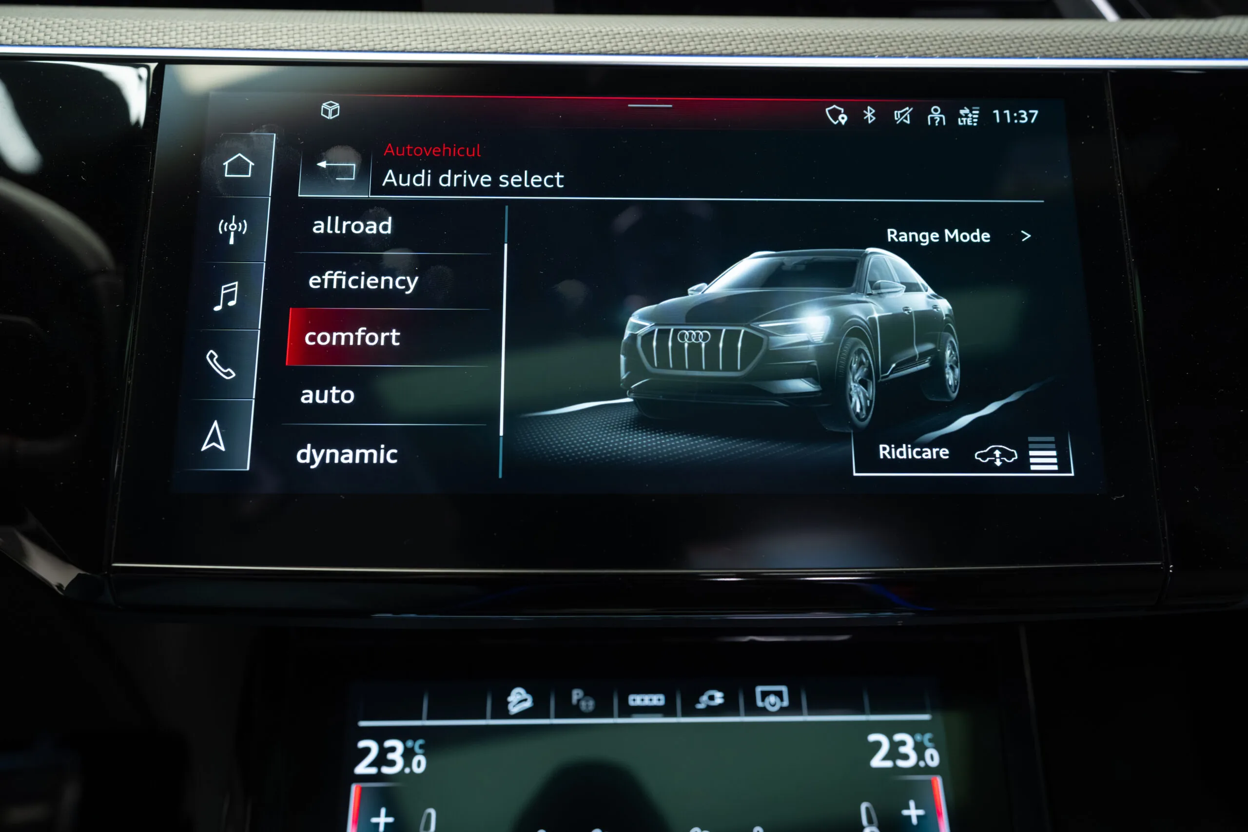 2023 Audi Q8 Sportback e-tron 55 quattro, 28/30