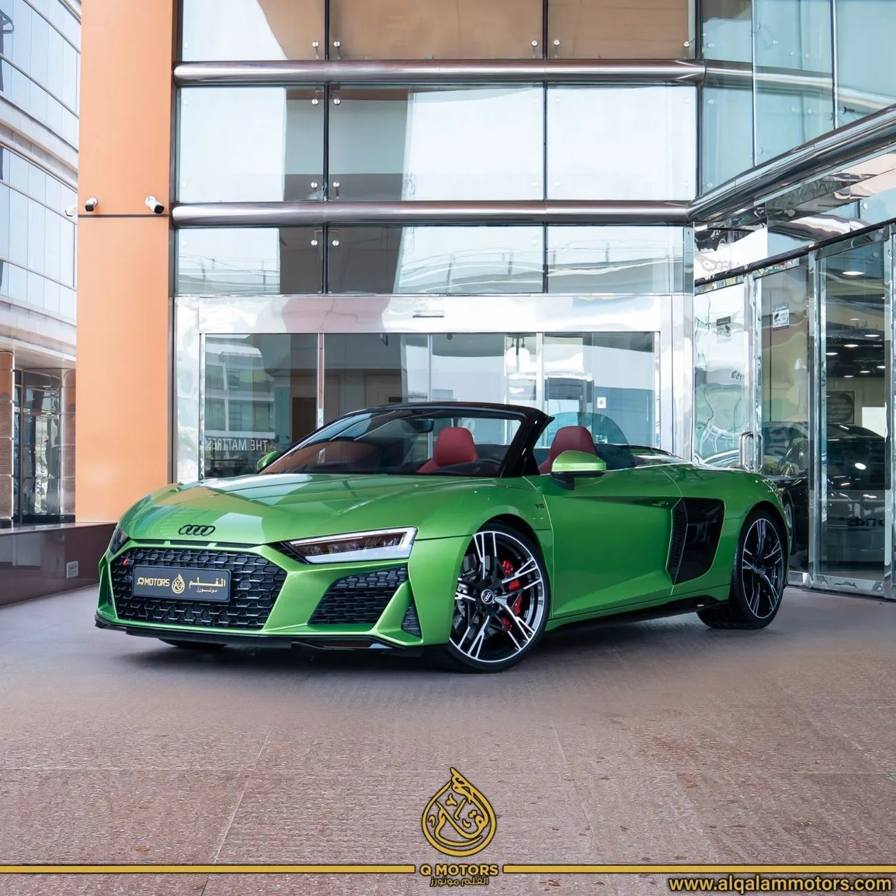2023 Audi R8 V10 Performance angeboten von einem Fachhändler in Dubai, Vereinigte Arabische Emirate, Hauptfoto