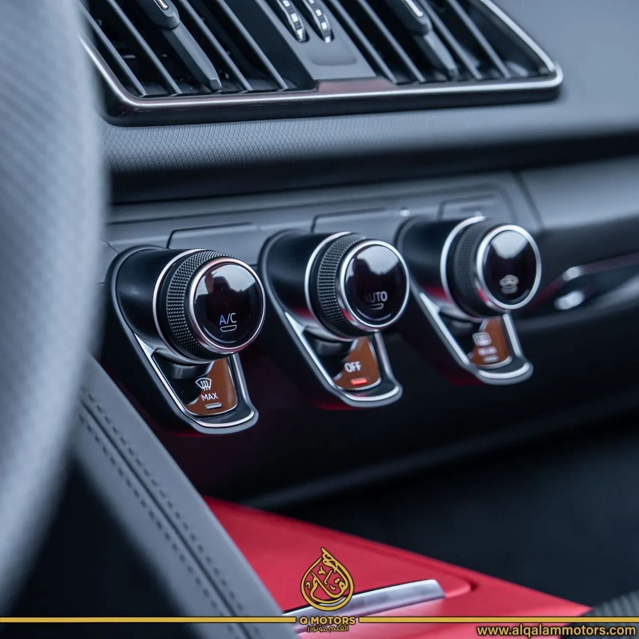 2023 Audi R8 V10 Performance offered by a specialist dealer in Dubai, United Arab Emirates, photo 18 of 26