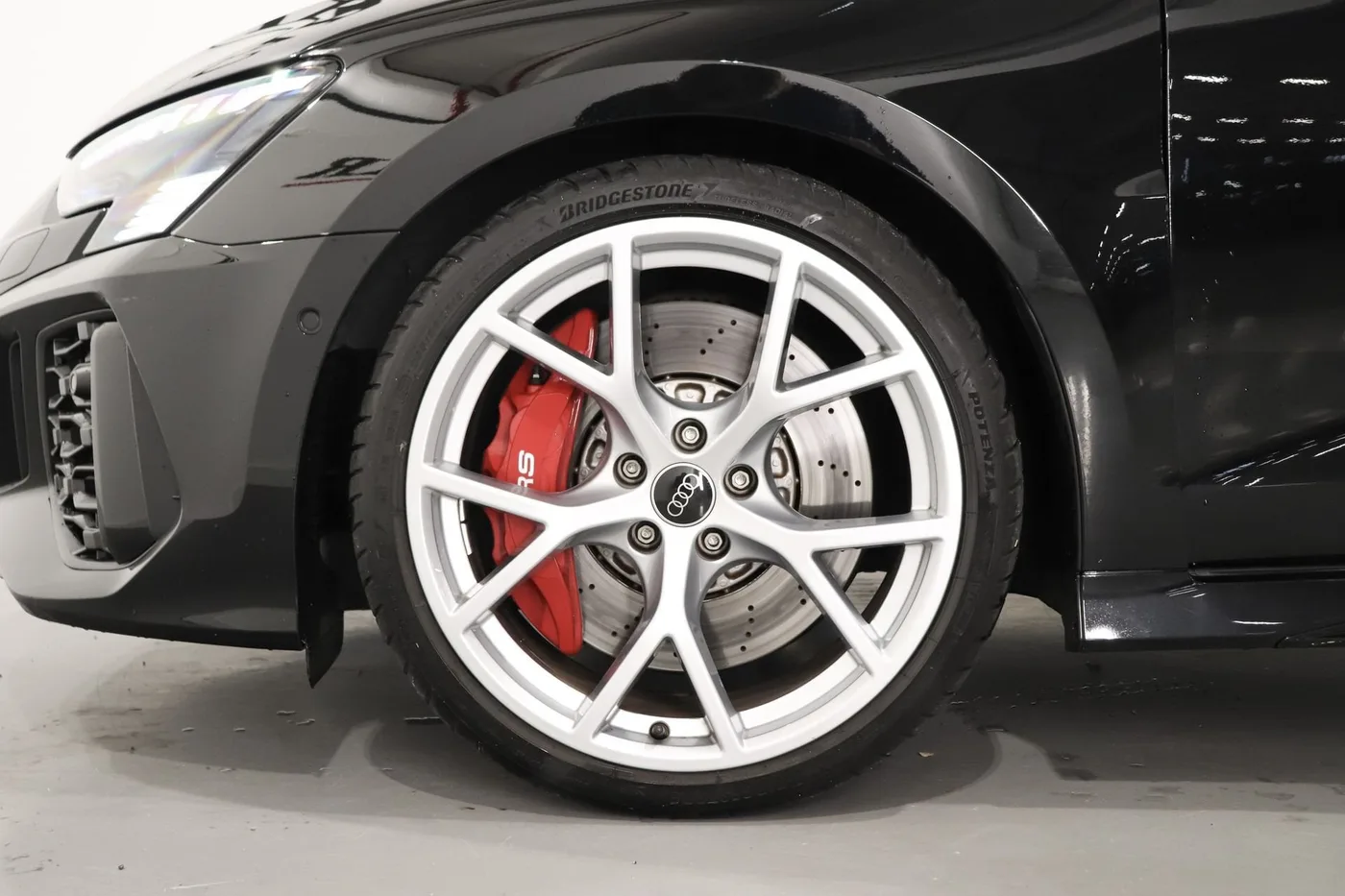 2023 Audi RS3 Sportback quattro offered by a supercar dealer in Zibido San Giacomo, Italy, photo 7 of 25