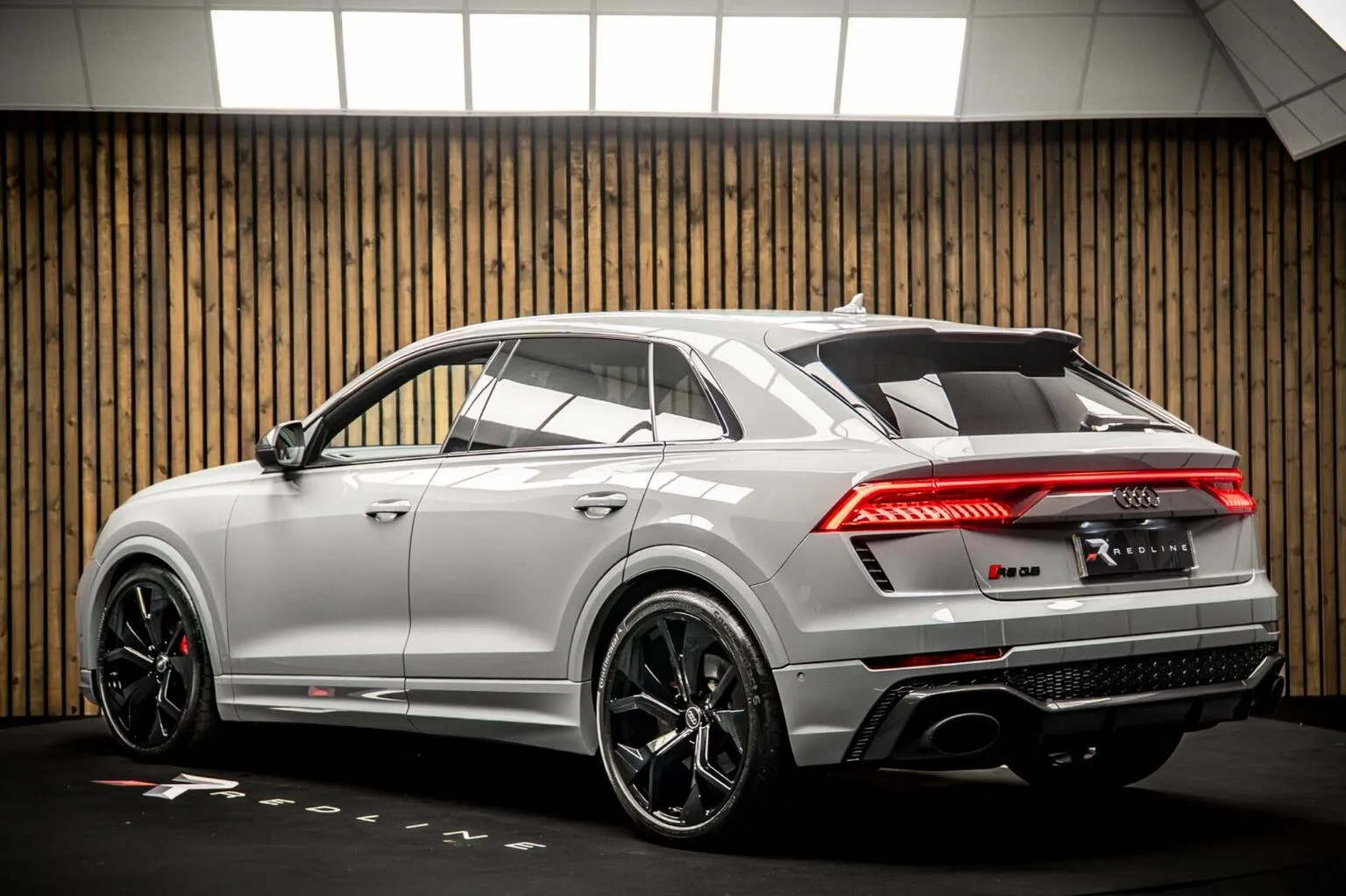 2023 Audi RS Q8 Carbon Black, 3/30