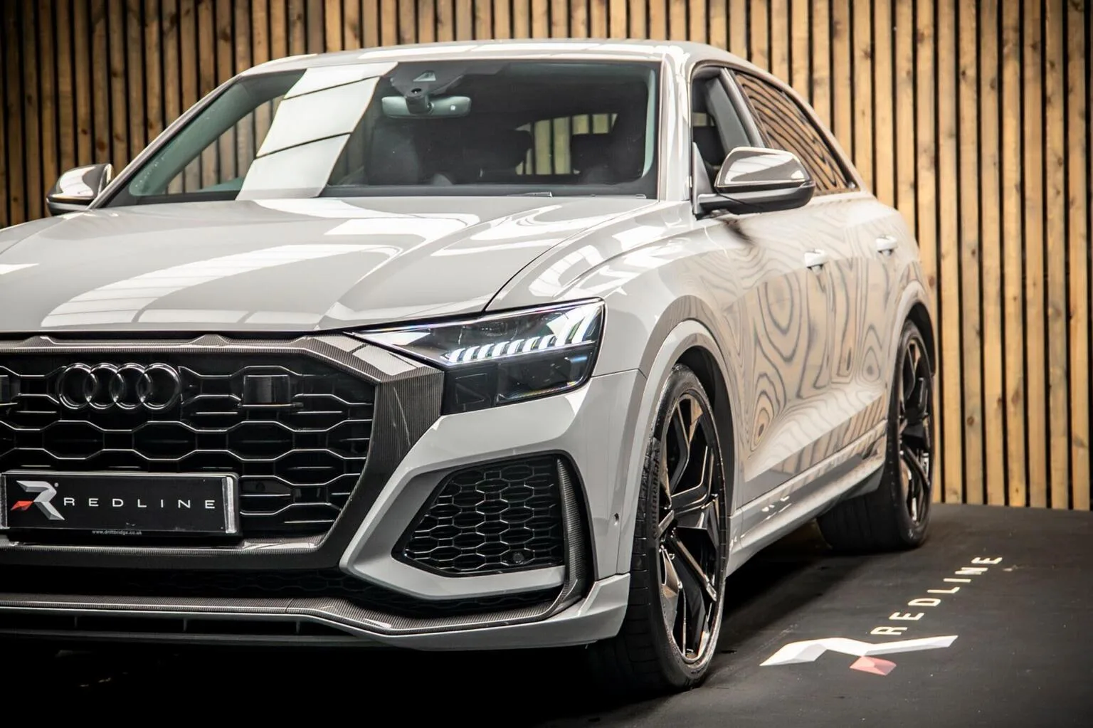 2023 Audi RS Q8 Carbon Black, 11/30