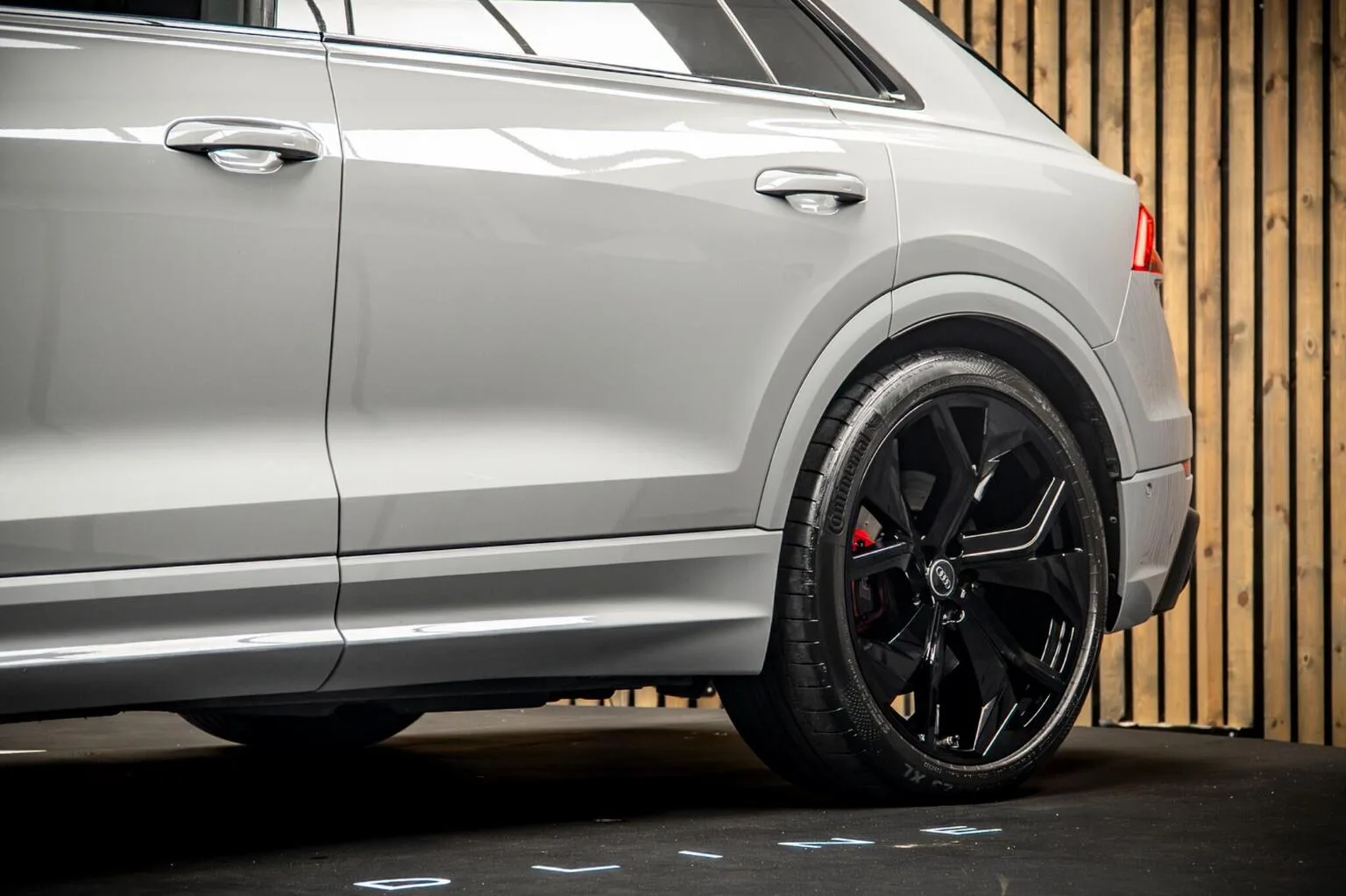 2023 Audi RS Q8 Carbon Black, 14/30