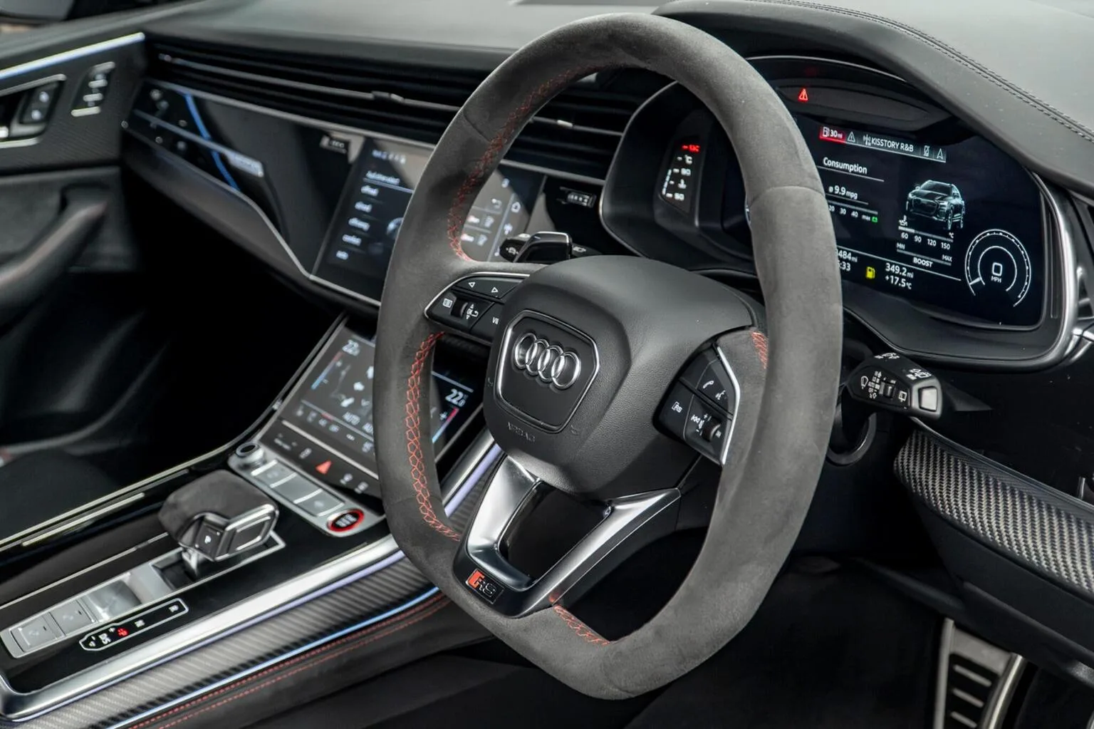 2023 Audi RS Q8 Carbon Black, 26/30