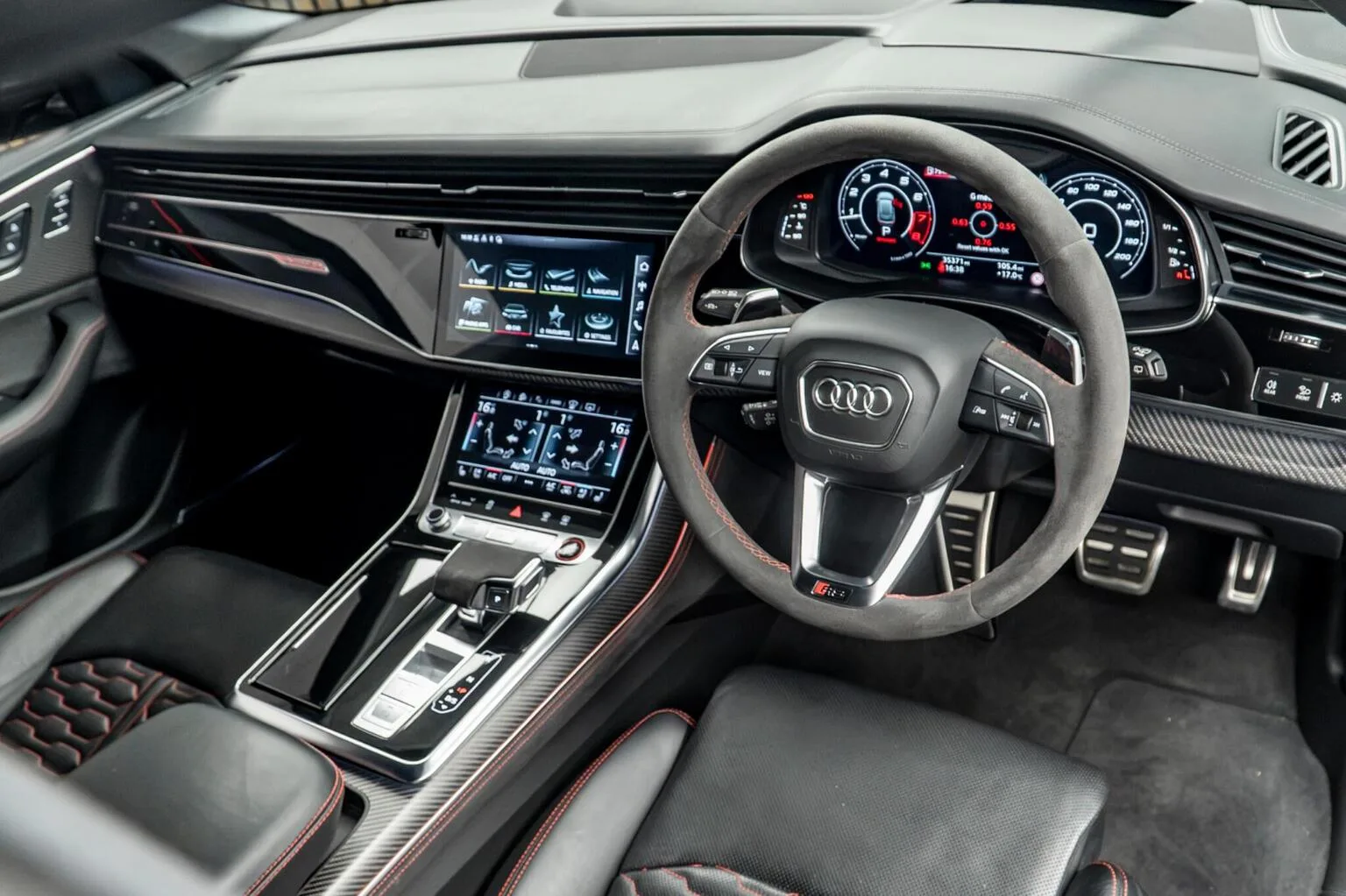 2023 Audi RS Q8 Vorsprung, 22/30