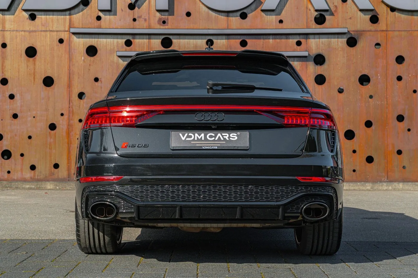 2023 Audi RS Q8 offered by a supercar dealer in Gronau, Germany, photo 5 of 25