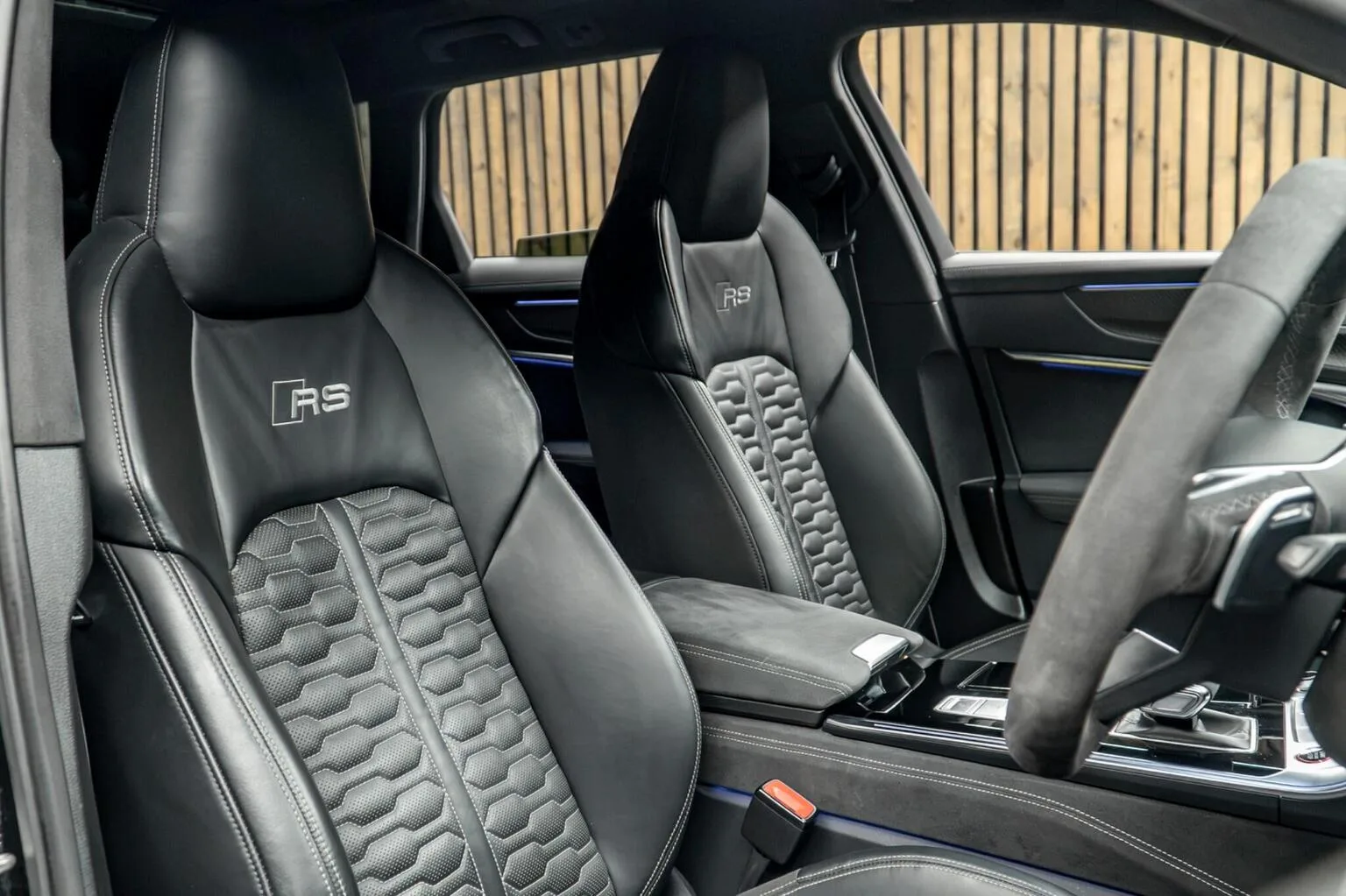 2023 Audi RS6 Avant performance Carbon Vorsprung, 2/30