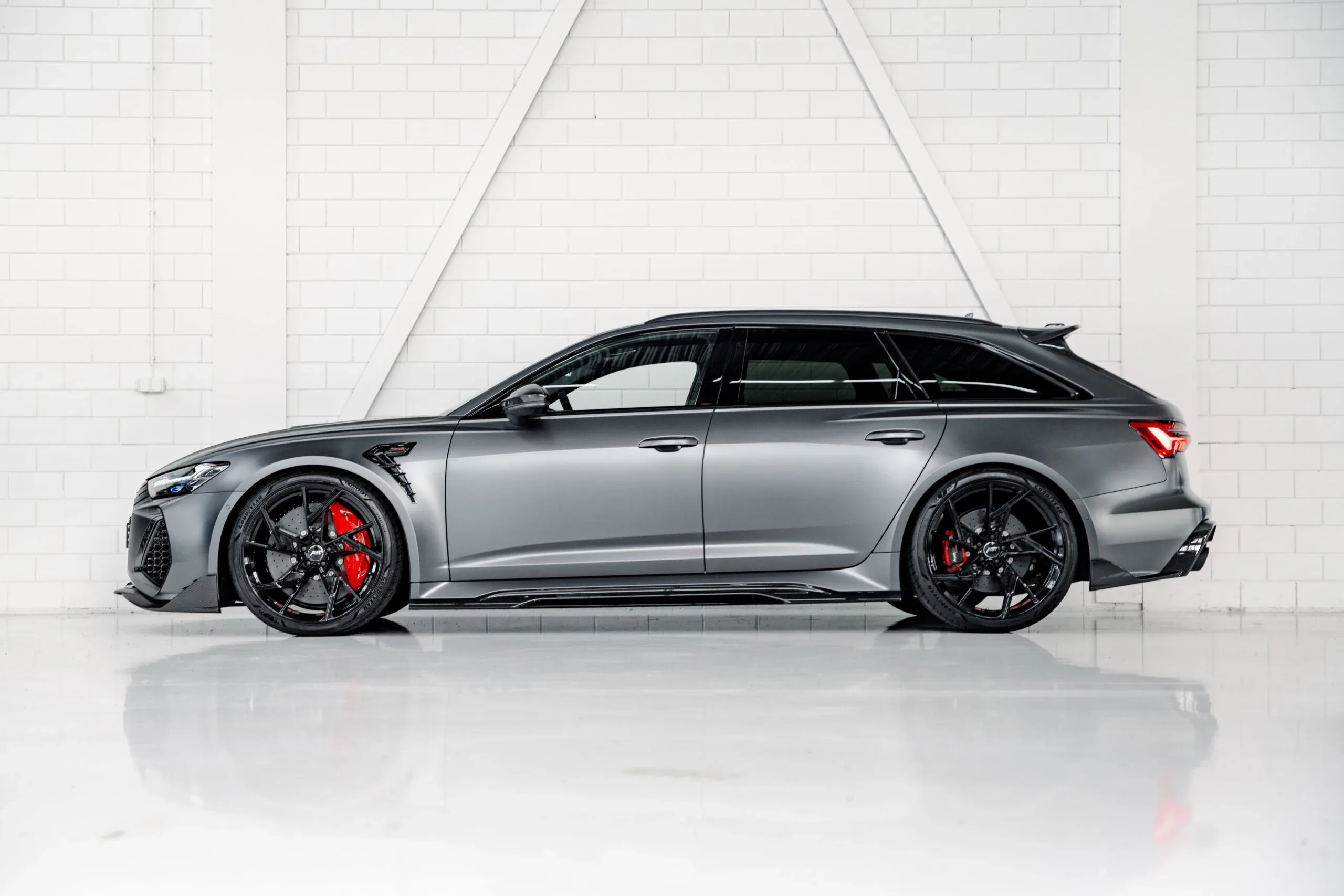 2023 Audi RS6 Avant performance ABT RS6-LE Legacy Edition, 2/30