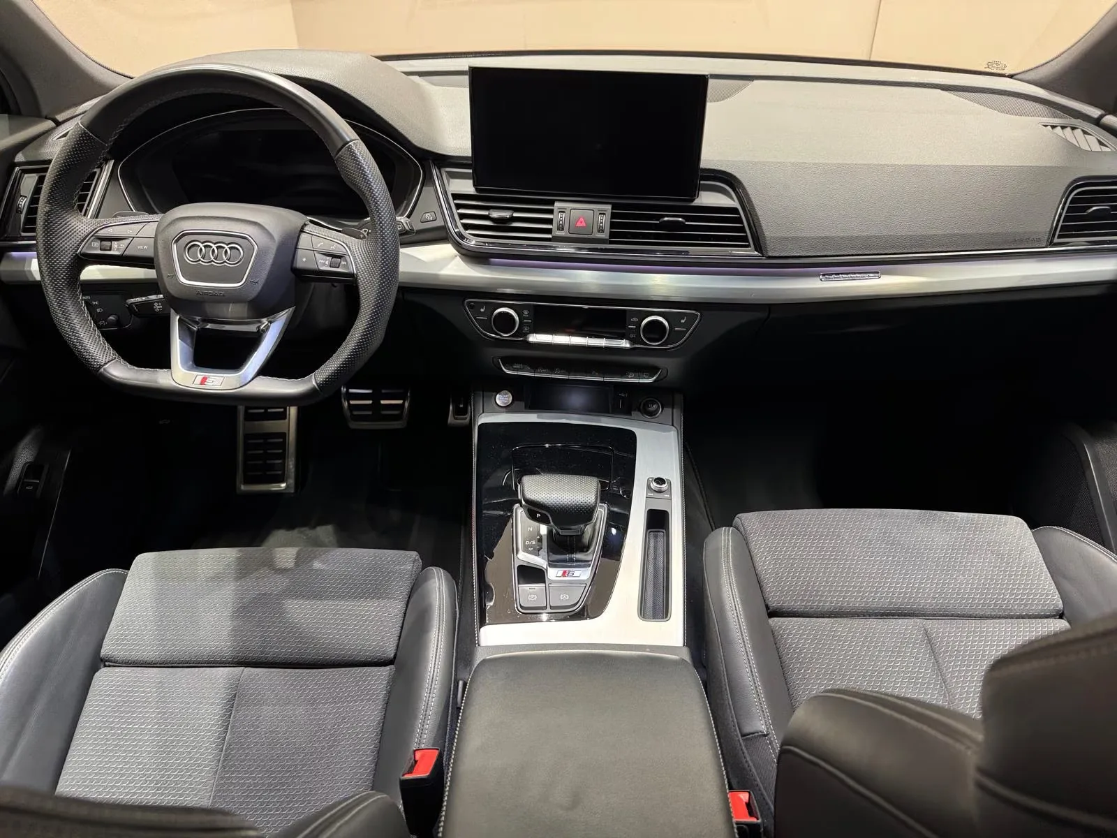 2023 Audi SQ5 TDI, 14/16