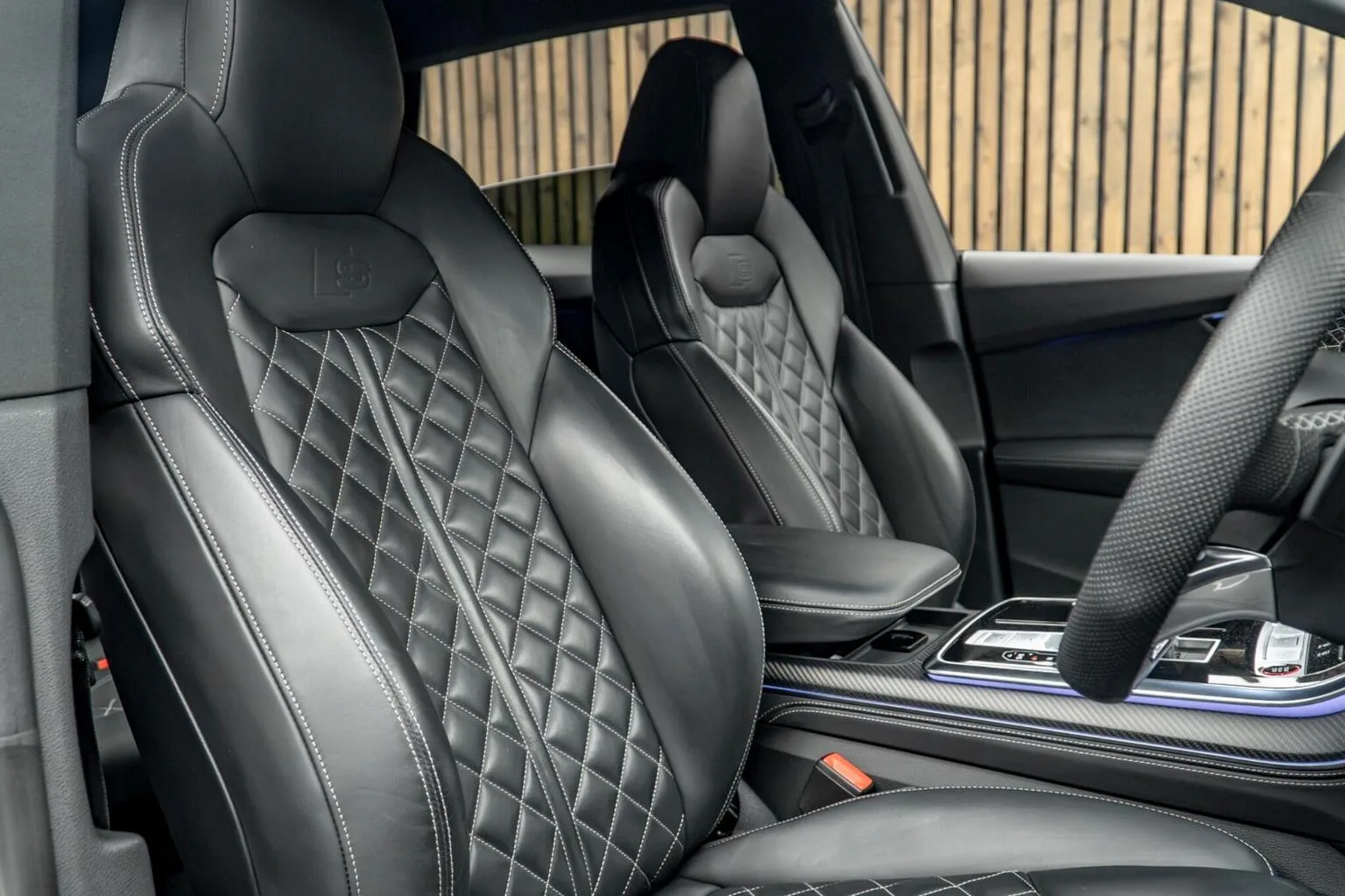 2023 Audi SQ8 Launch Edition, 2/30