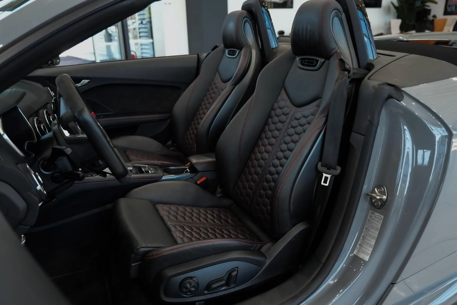 2023 Audi TT RS Roadster, 12/30