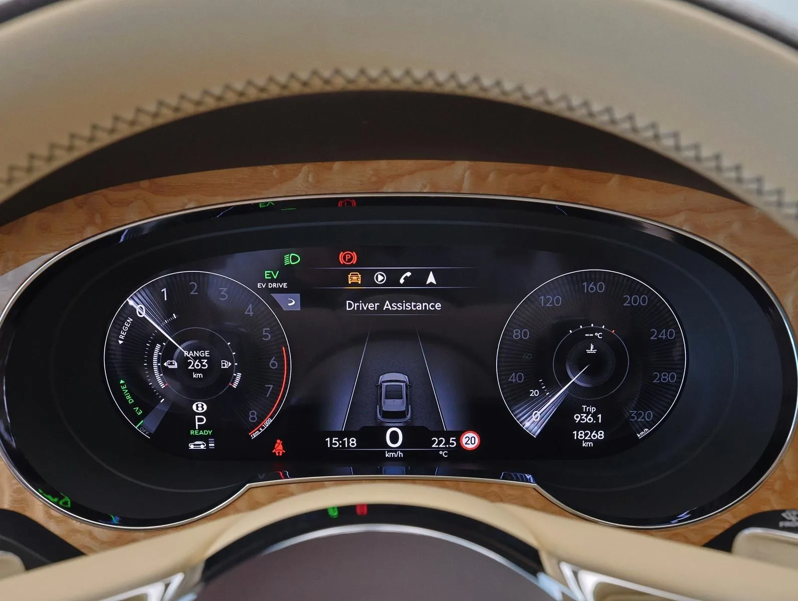 2023 Bentley Bentayga Azure Hybrid, 6/22