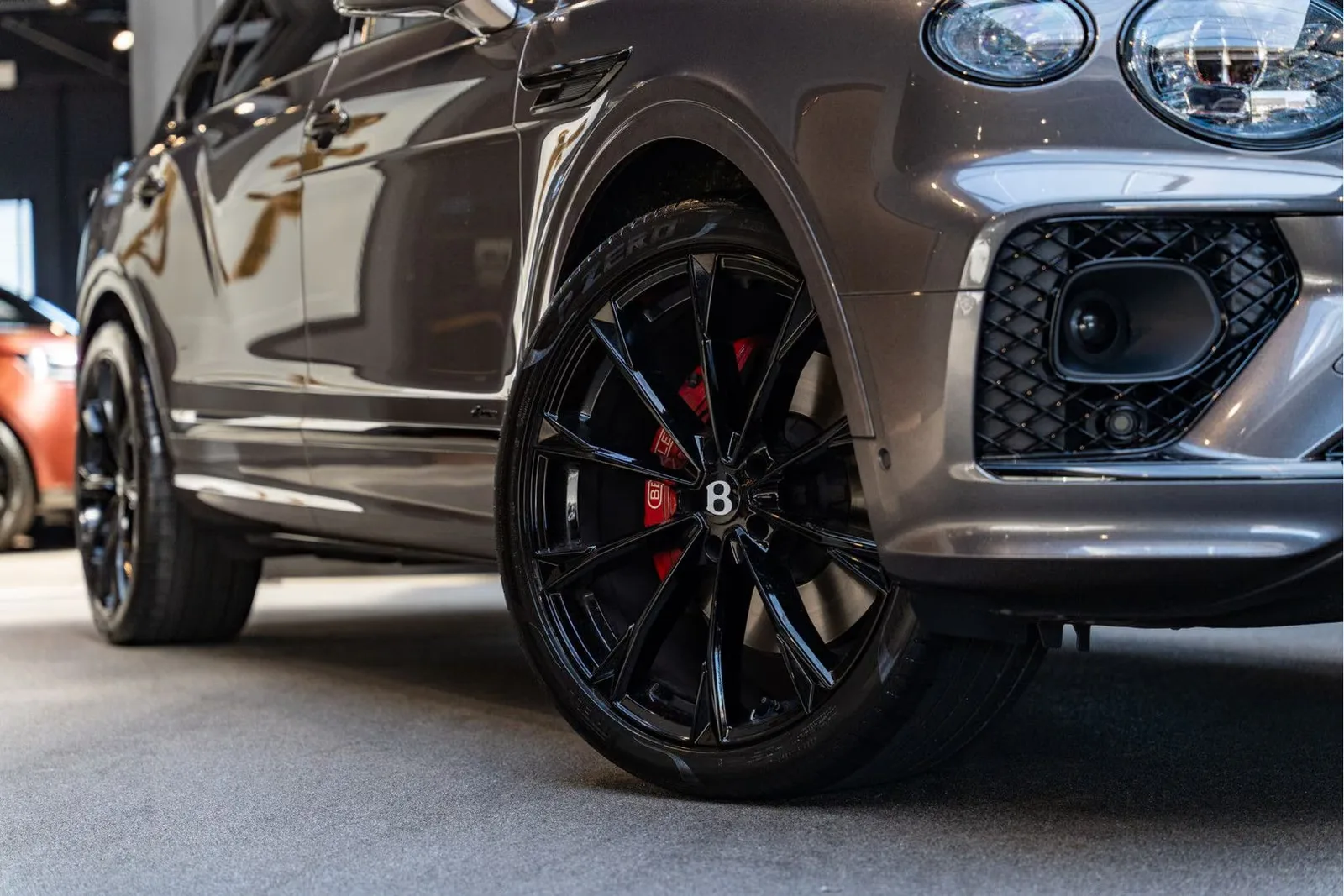 2023 Bentley Bentayga EWB Azure, 11/30