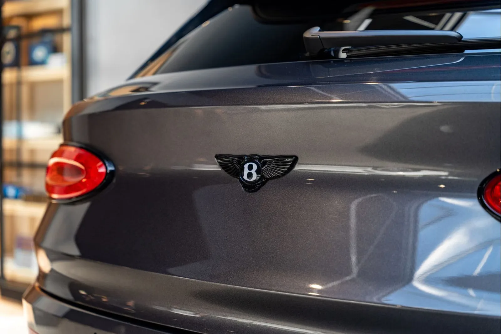 2023 Bentley Bentayga EWB Azure, 17/30