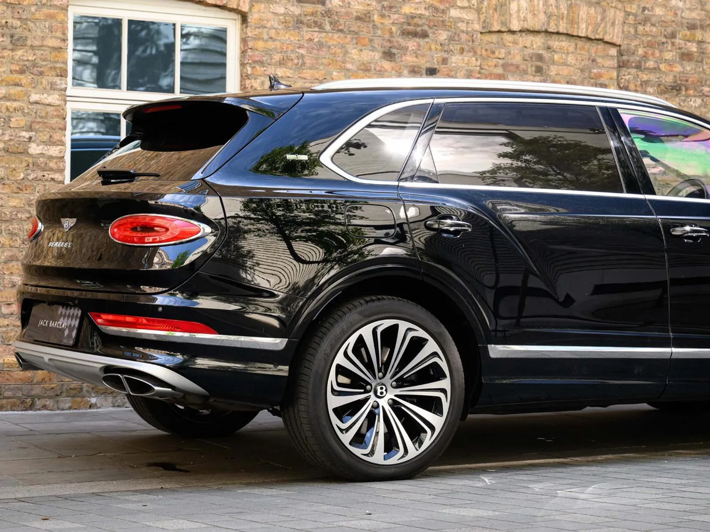 2023 Bentley Bentayga EWB angeboten von einer Vertragshändlergruppe in London, Vereinigtes Königreich, Foto 13 von 25
