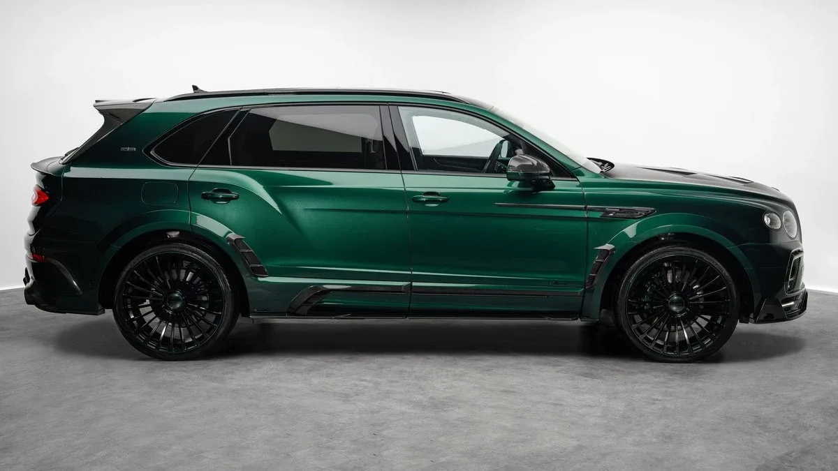 2023 Bentley Bentayga EWB proposée par un concessionnaire spécialisé à Dubai, Émirats arabes unis, photo 5 sur 25
