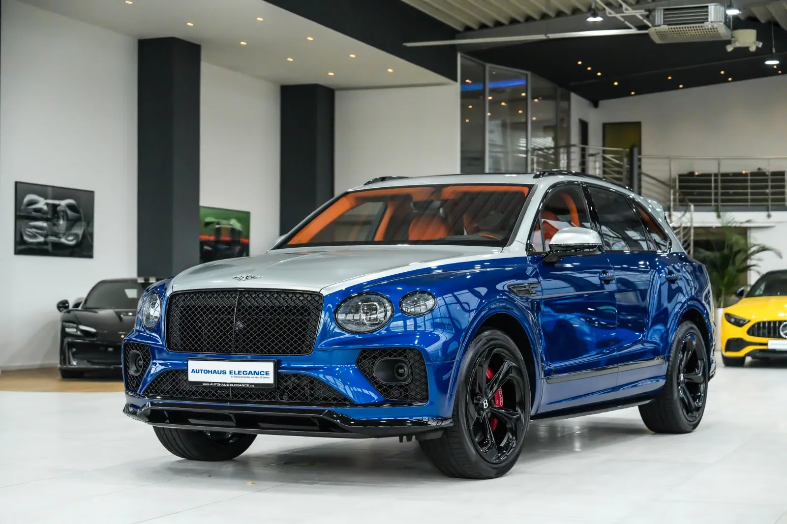 2023 Bentley Bentayga Hybrid S angeboten von einem Fachhändler in Köln, Deutschland, Hauptfoto
