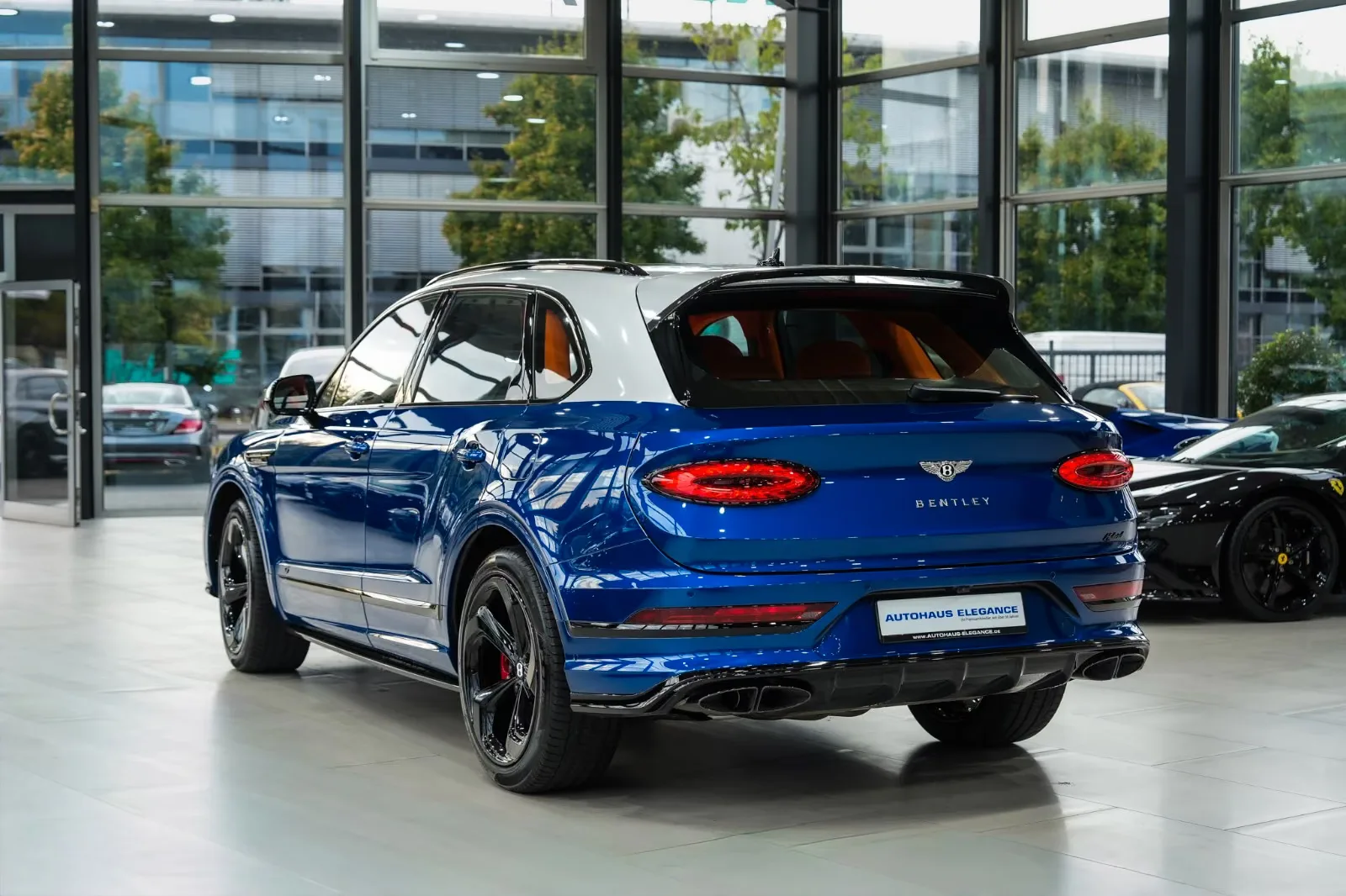 2023 Bentley Bentayga Hybrid S, 3/30