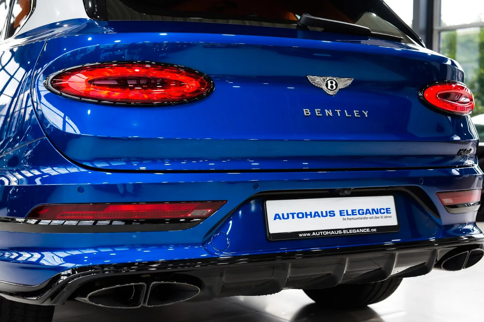 2023 Bentley Bentayga Hybrid S, 9/30