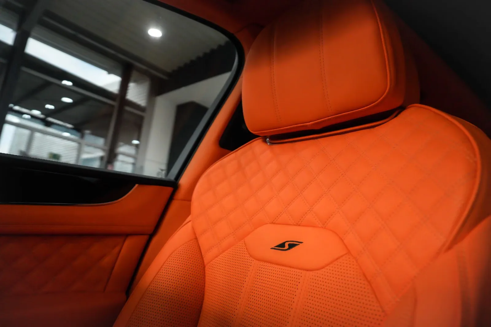 2023 Bentley Bentayga Hybrid S, 19/30