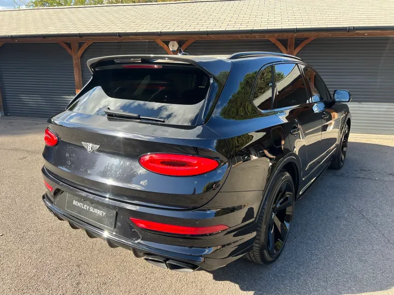 2023 Bentley Bentayga Hybrid, 22/27