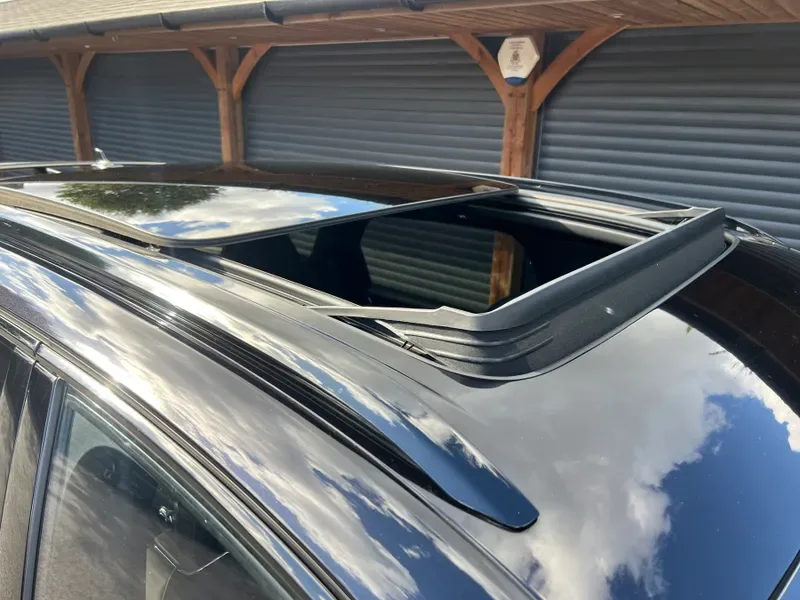2023 Bentley Bentayga Hybrid, 27/27