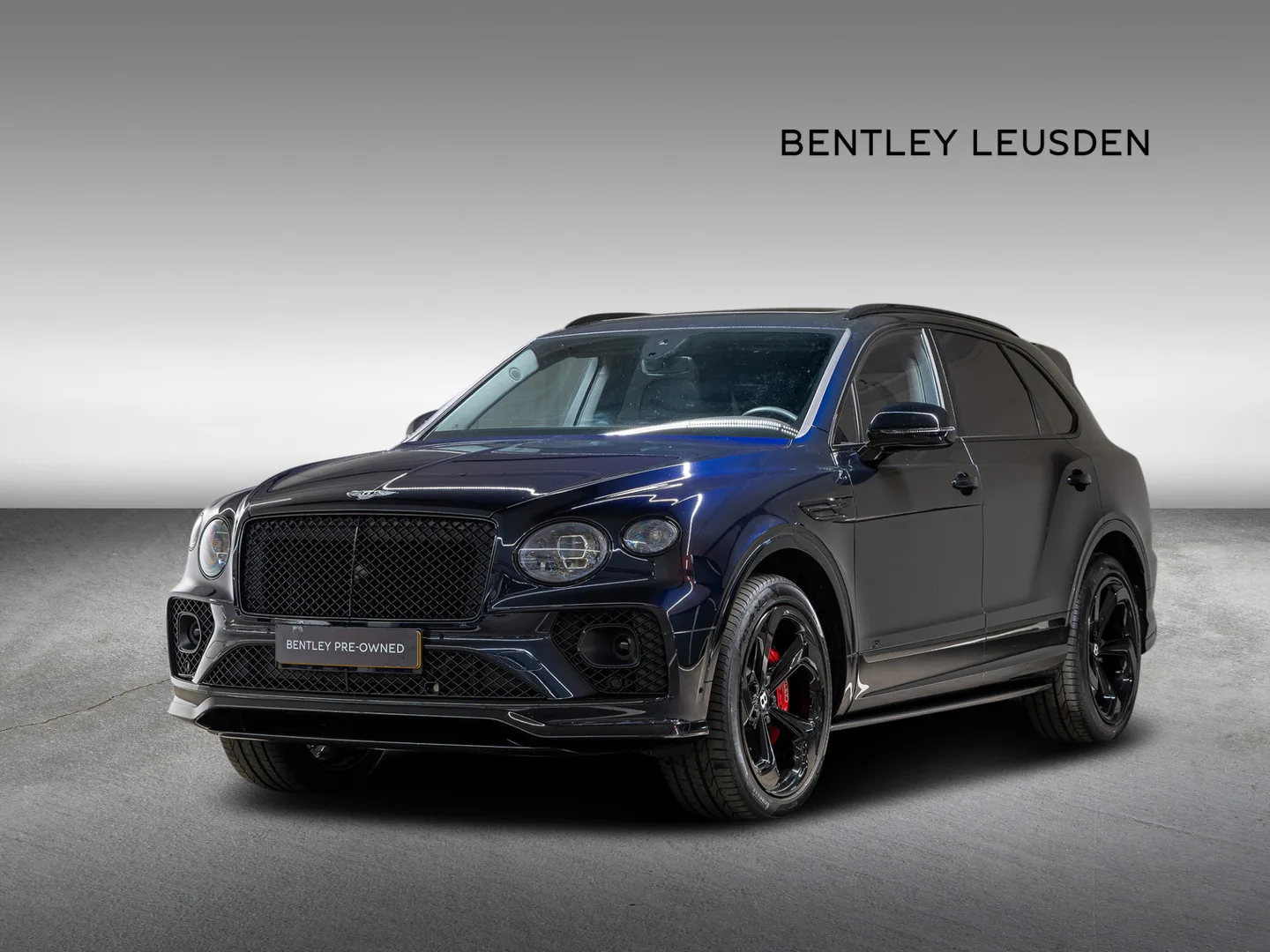 2023 Bentley Bentayga S proposée par un concessionnaire agréé Bentley à Leusden, Pays-Bas, photo principale