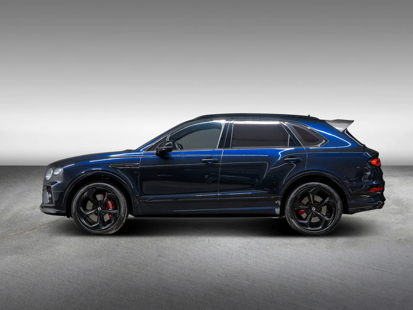 2023 Bentley Bentayga S angeboten von einem offiziellen Bentley-Vertragshändler in Leusden, Niederlande, Foto 4 von 15