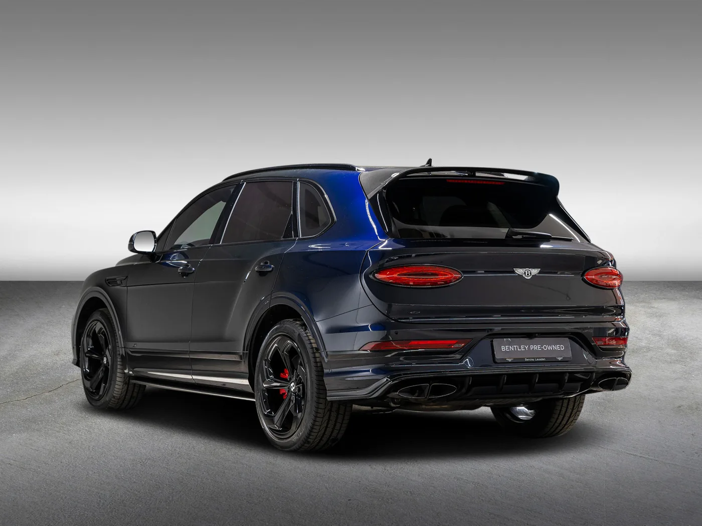 2023 Bentley Bentayga S angeboten von einem offiziellen Bentley-Vertragshändler in Leusden, Niederlande, Foto 6 von 15