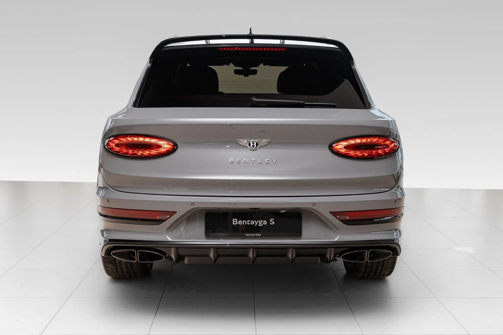 2023 Bentley Bentayga S, 7/28