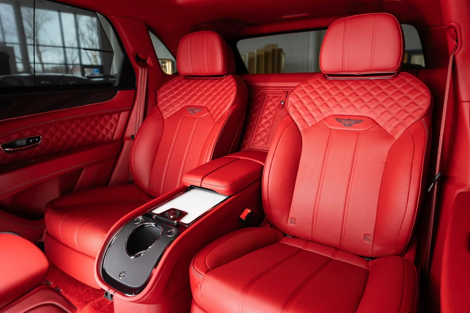 2023 Bentley Bentayga S, 12/28