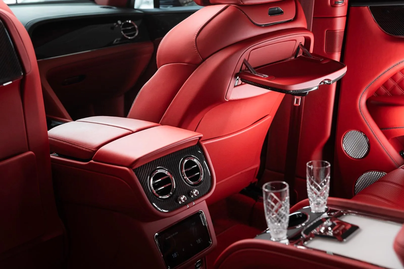 2023 Bentley Bentayga S, 17/28