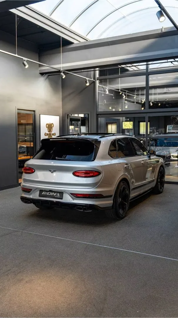 2023 Bentley Bentayga S, 13/30