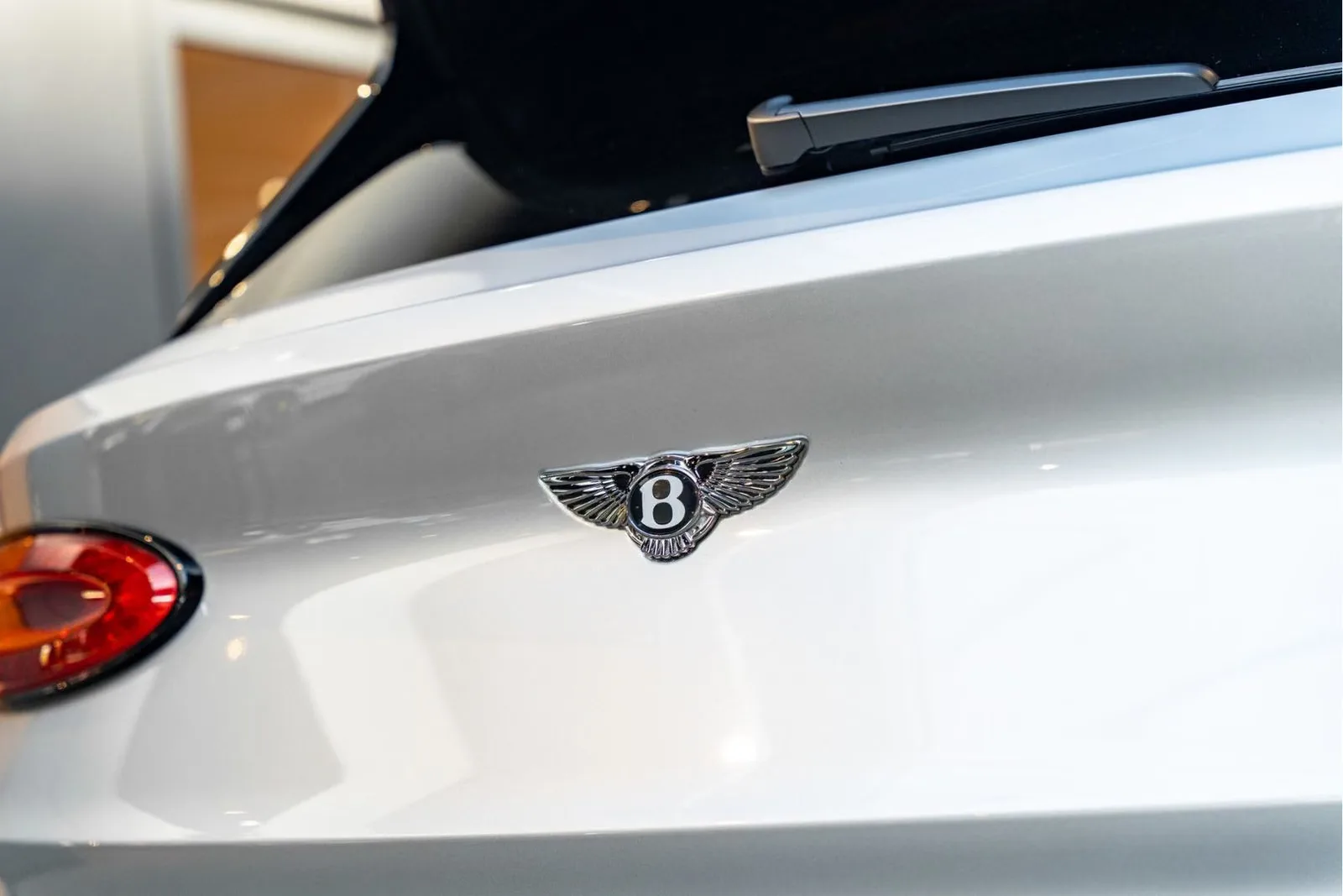 2023 Bentley Bentayga S, 15/30