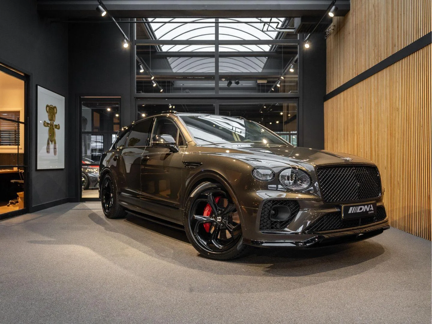2023 Bentley Bentayga S, 16/30