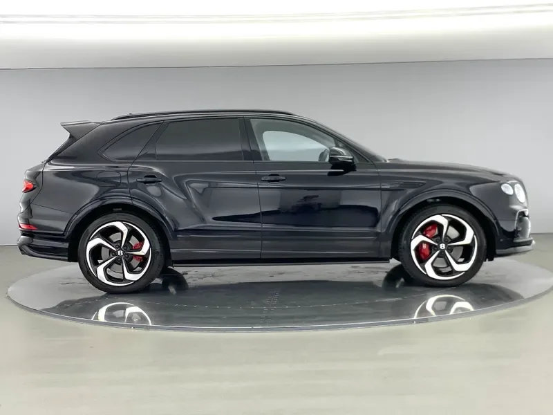 2023 Bentley Bentayga S, 3/30