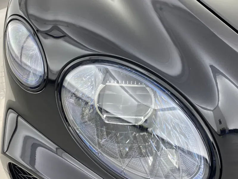 2023 Bentley Bentayga S, 17/30