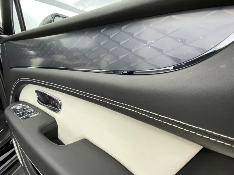 2023 Bentley Bentayga S, 22/30