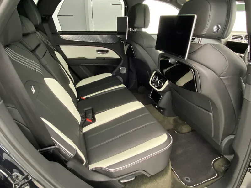 2023 Bentley Bentayga S, 24/30