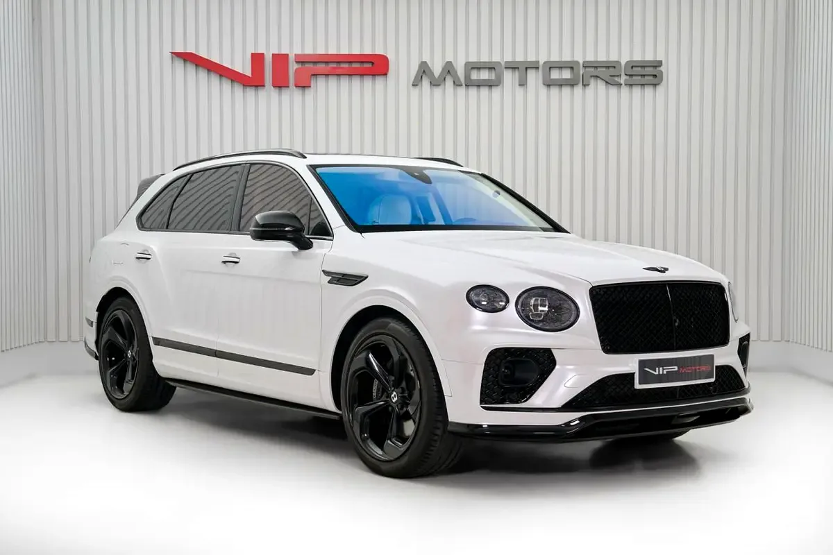 2023 Bentley Bentayga S, 3/13