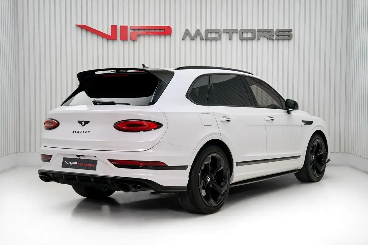 2023 Bentley Bentayga S, 4/13