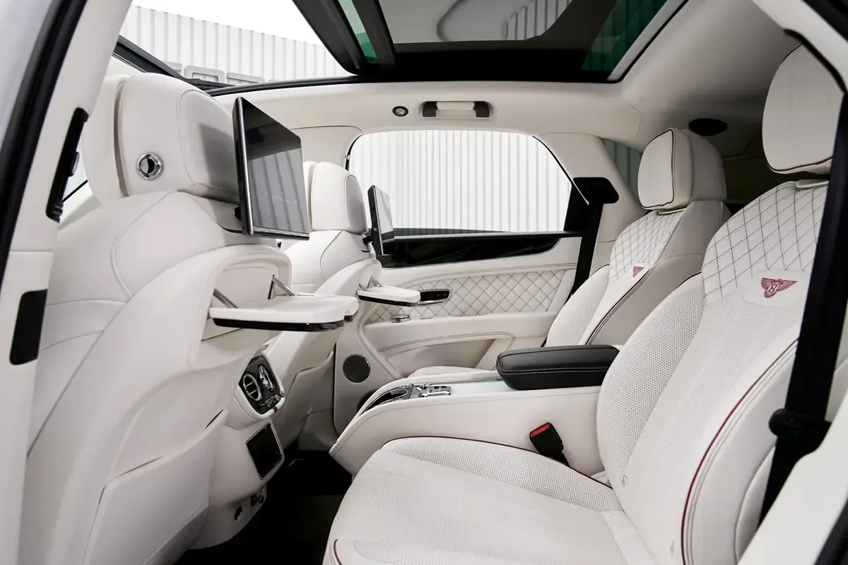 2023 Bentley Bentayga S, 13/13